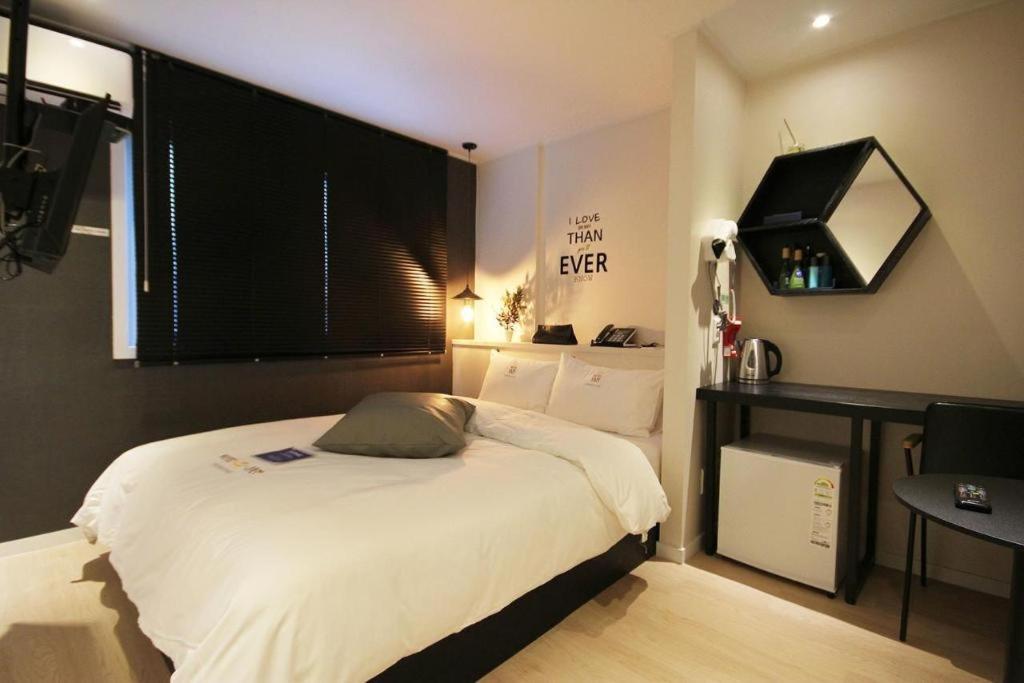 Hotel Yam אנדונג מראה חיצוני תמונה