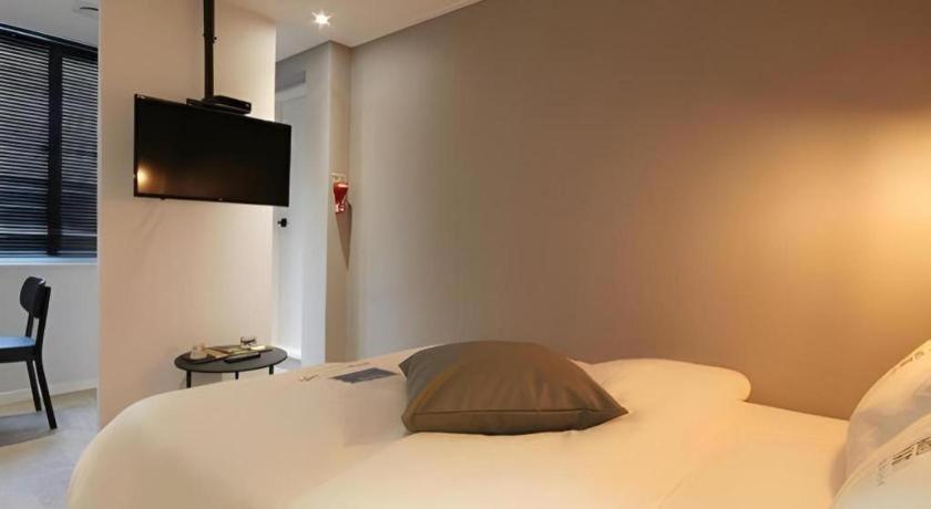 Hotel Yam אנדונג מראה חיצוני תמונה