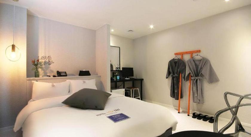 Hotel Yam אנדונג מראה חיצוני תמונה