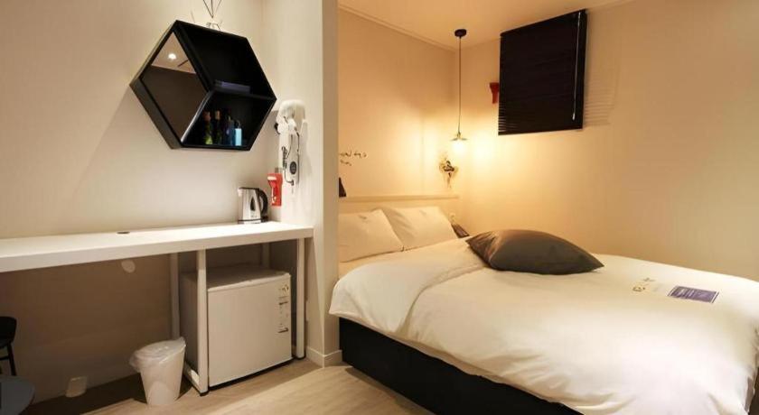 Hotel Yam אנדונג מראה חיצוני תמונה